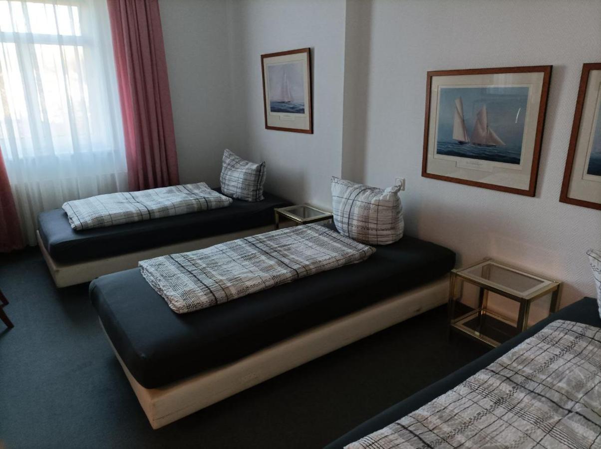Pension Fuer Monteure In Dresden, Zimmer Mit Eigenem Bad Und Grosser Gemeinschaftskueche Bagian luar foto