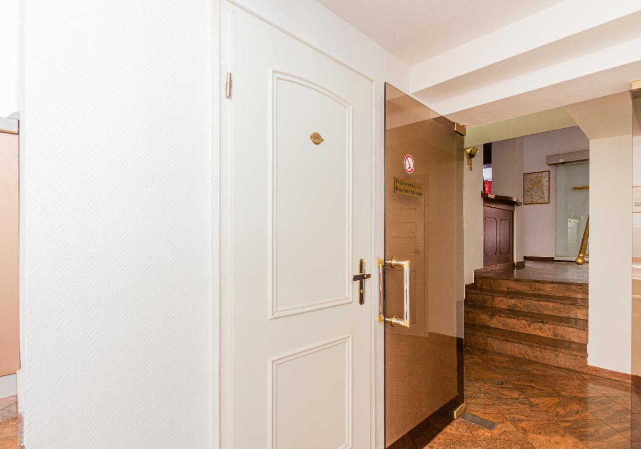 Pension Fuer Monteure In Dresden, Zimmer Mit Eigenem Bad Und Grosser Gemeinschaftskueche Bagian luar foto