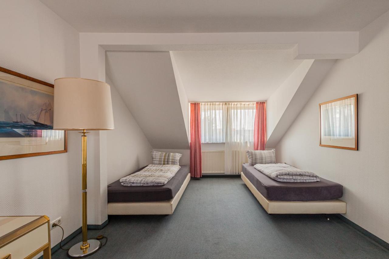 Pension Fuer Monteure In Dresden, Zimmer Mit Eigenem Bad Und Grosser Gemeinschaftskueche Bagian luar foto