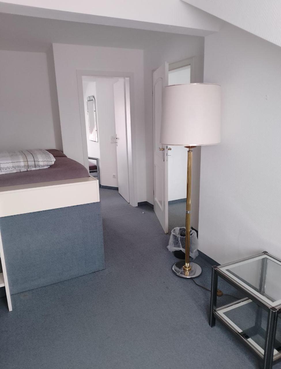 Pension Fuer Monteure In Dresden, Zimmer Mit Eigenem Bad Und Grosser Gemeinschaftskueche Bagian luar foto