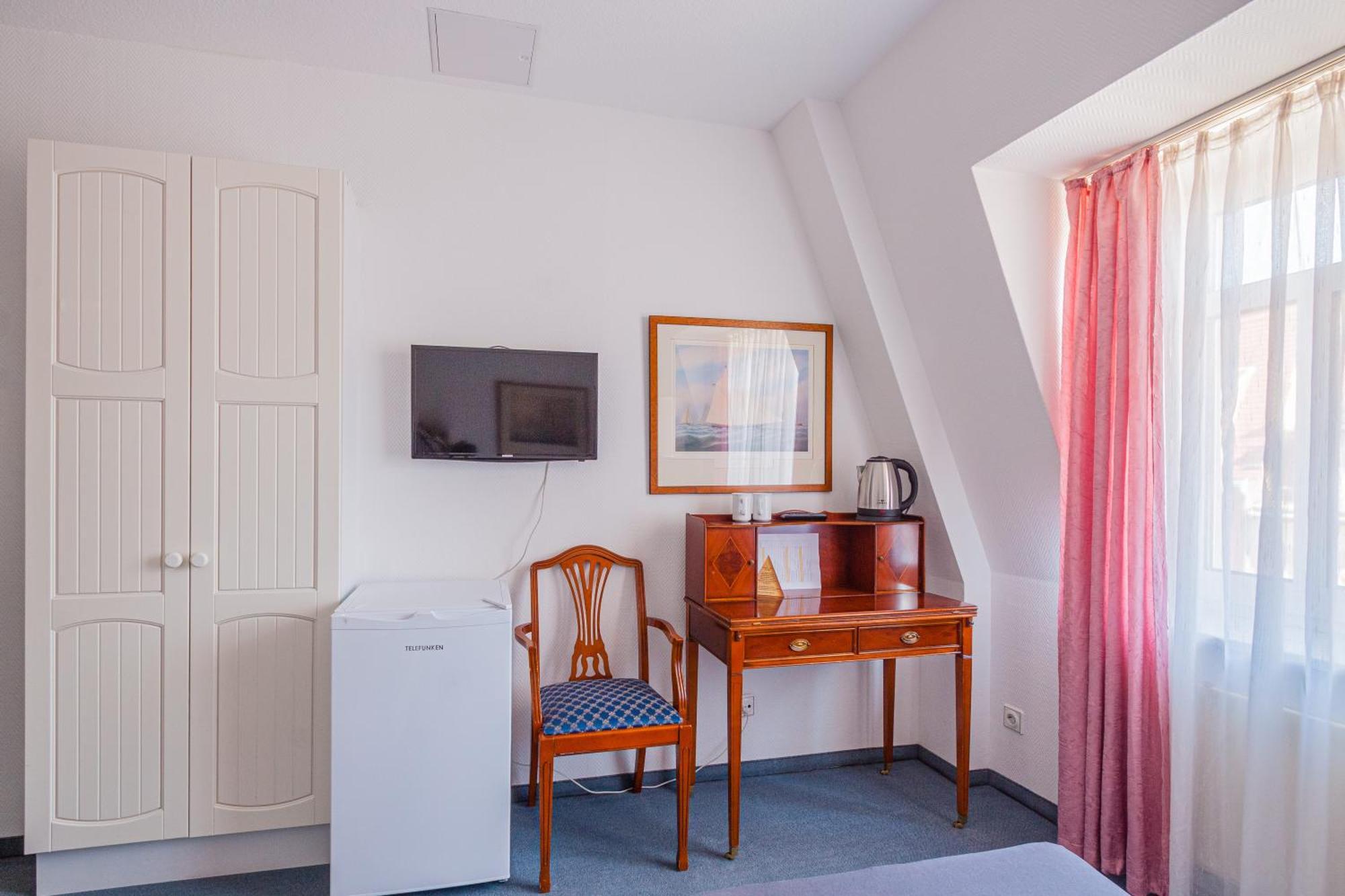 Pension Fuer Monteure In Dresden, Zimmer Mit Eigenem Bad Und Grosser Gemeinschaftskueche Bagian luar foto