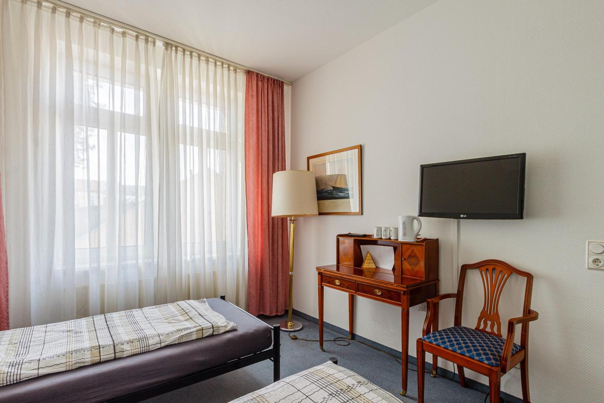 Pension Fuer Monteure In Dresden, Zimmer Mit Eigenem Bad Und Grosser Gemeinschaftskueche Bagian luar foto